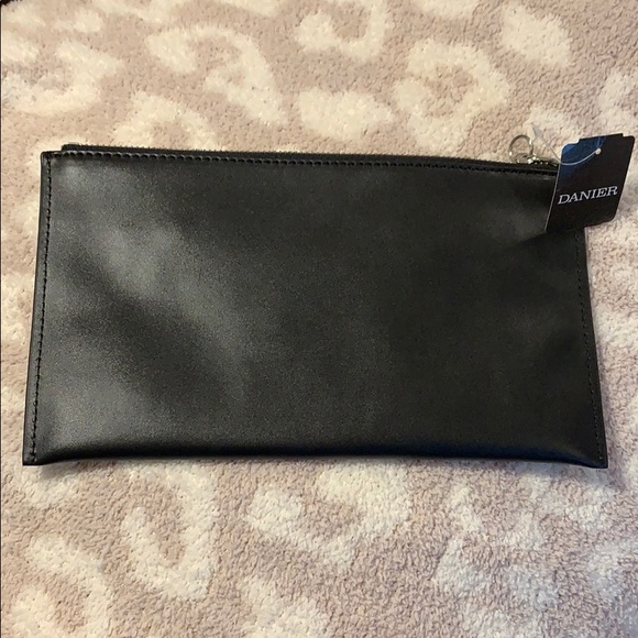 Daniel Leather Wrsistlet - Picture 2 of 7